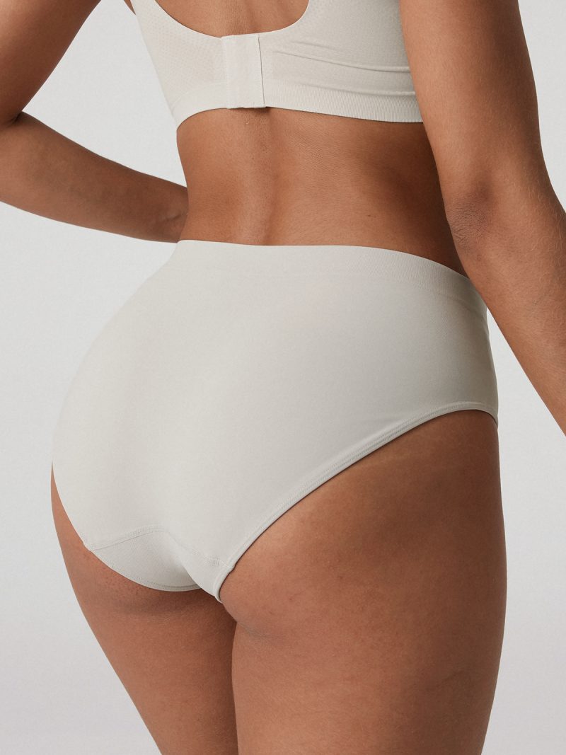 Women's Bamboo-Soft Seamless Comfort Panties