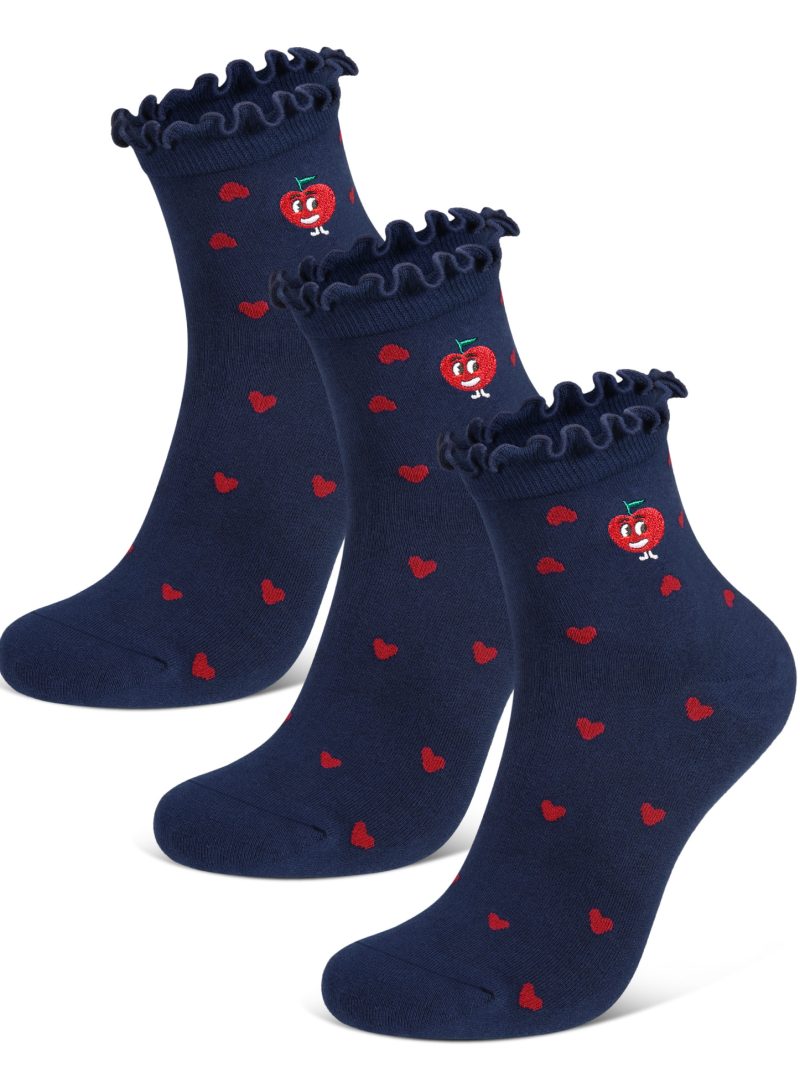 CLOSEMATE Women Ruffle Heart Pattern Ankle Socks 3 Pairs