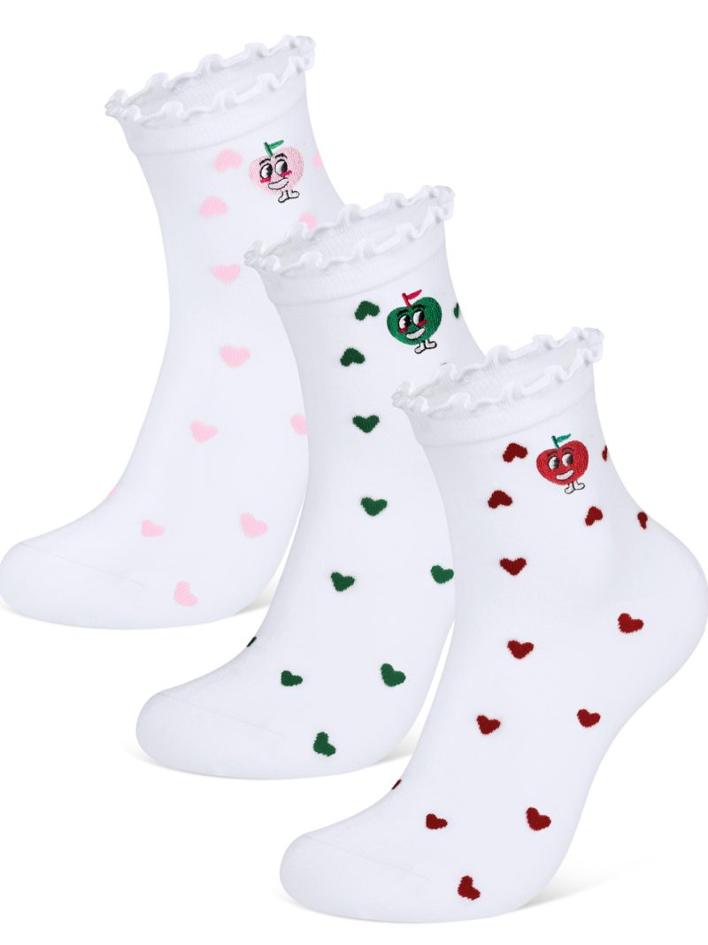 CLOSEMATE Women Ruffle Heart Pattern Ankle Socks 3 Pairs